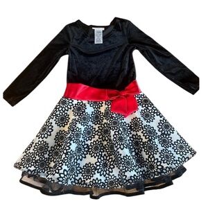 Bonnie jeans, little girls size 6 dress excellent condition,